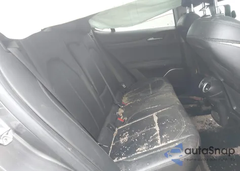 2018 Alfa Romeo Stelvio Awd z USA, uszkodzony, nr VIN ZASFAKAN2J7C25663